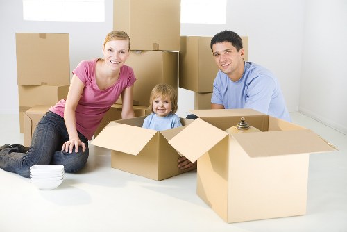 Moving boxes and packing materials for homes in Notting Hill