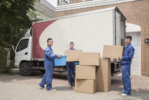 Man And Van Notting Hill service helping with a local move