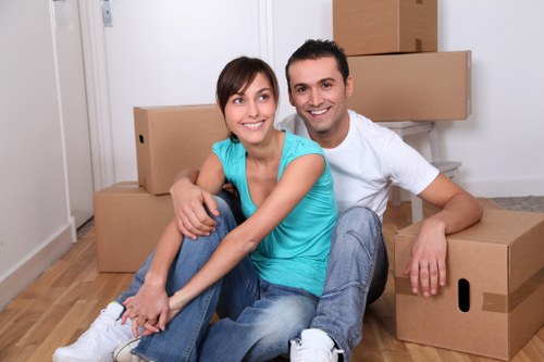 Commercial and residential moving services in the Notting Hill area