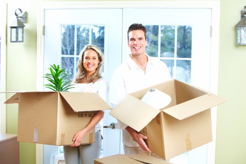 Local removals support for flats, homes, and small businesses in Notting Hill